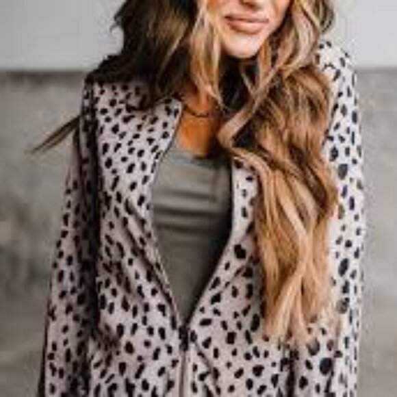 AMPERSAND AVE Leopard Print Bomber Jacket Size Medium - Picture 3 of 7